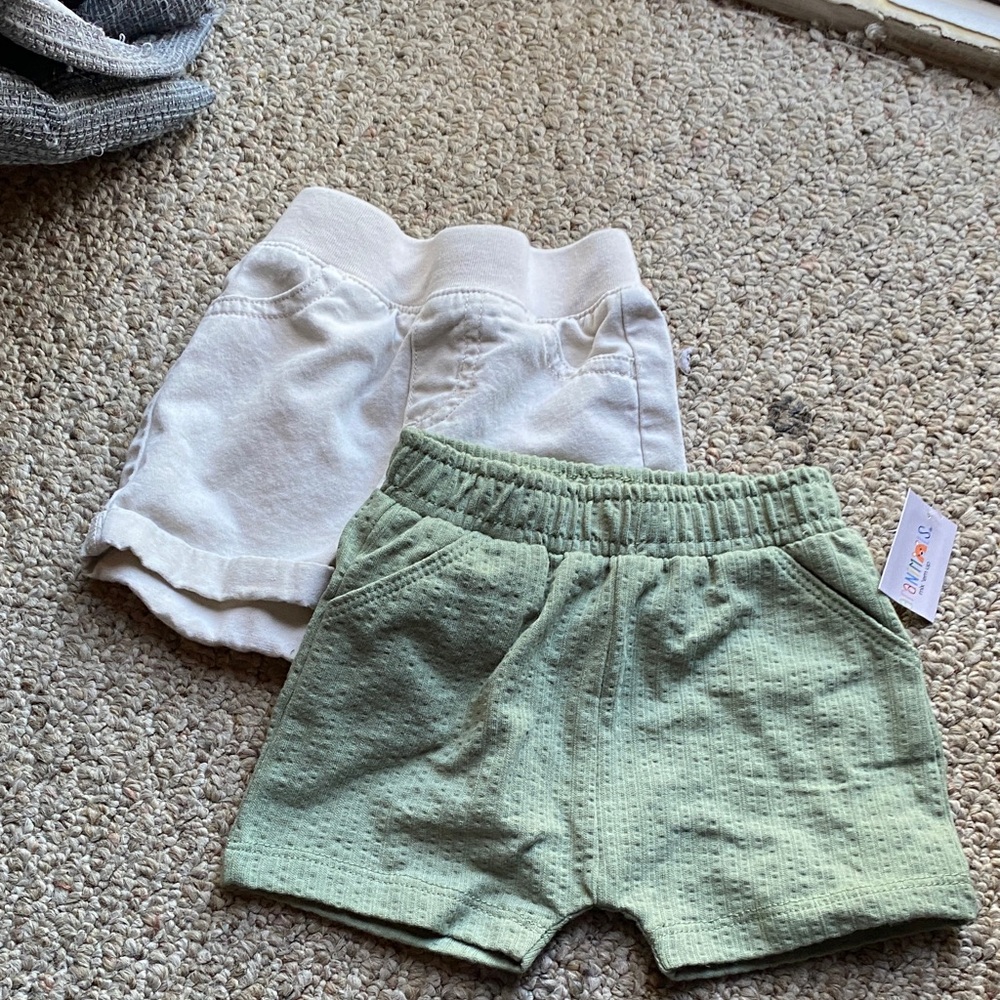 Zara Kids White and Green Shorts